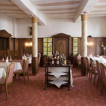 Ringhotel Nassau-Oranien Hadamar Buitenkant foto