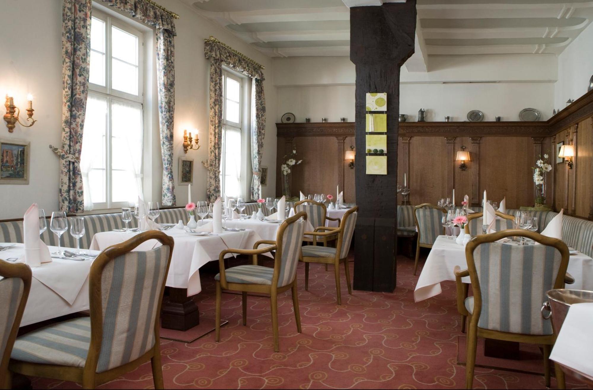 Ringhotel Nassau-Oranien Hadamar Buitenkant foto
