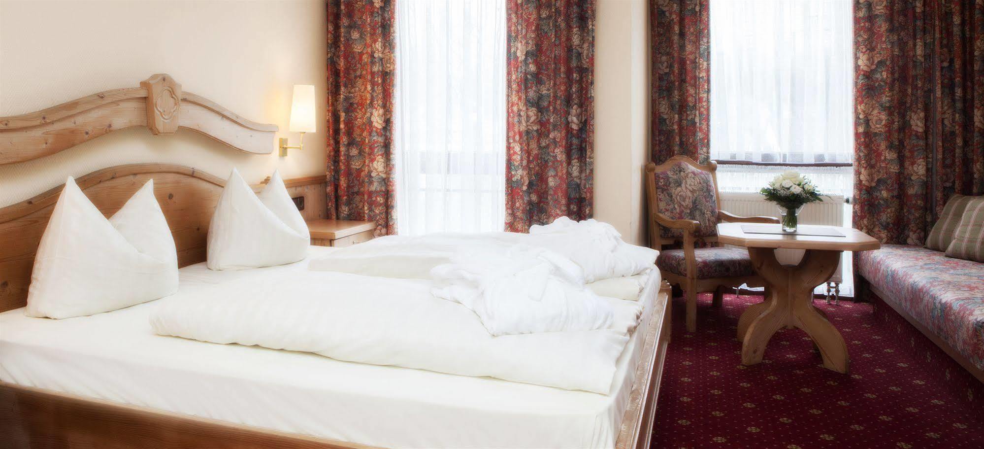 Ringhotel Nassau-Oranien Hadamar Buitenkant foto